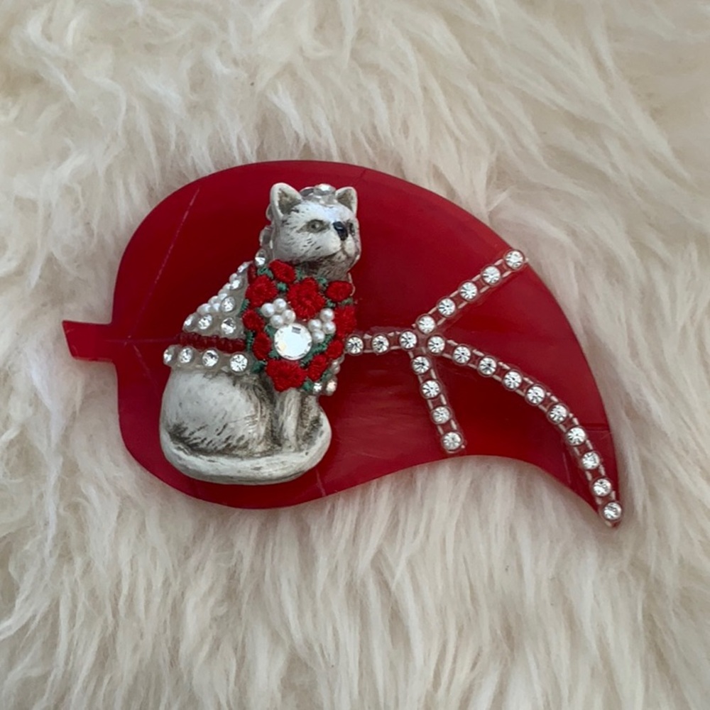 CAT PINS CREATED with VINTAGE PIECES